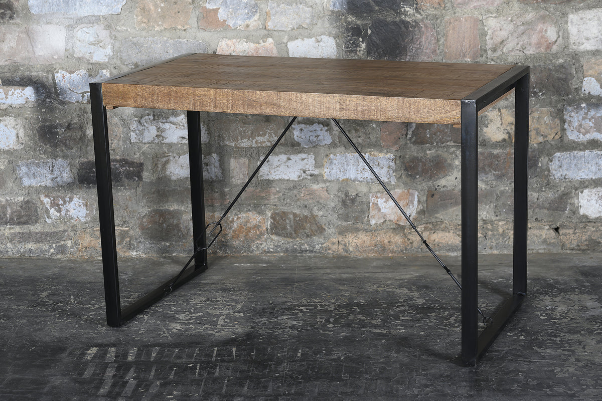 Rivara – tables de bar