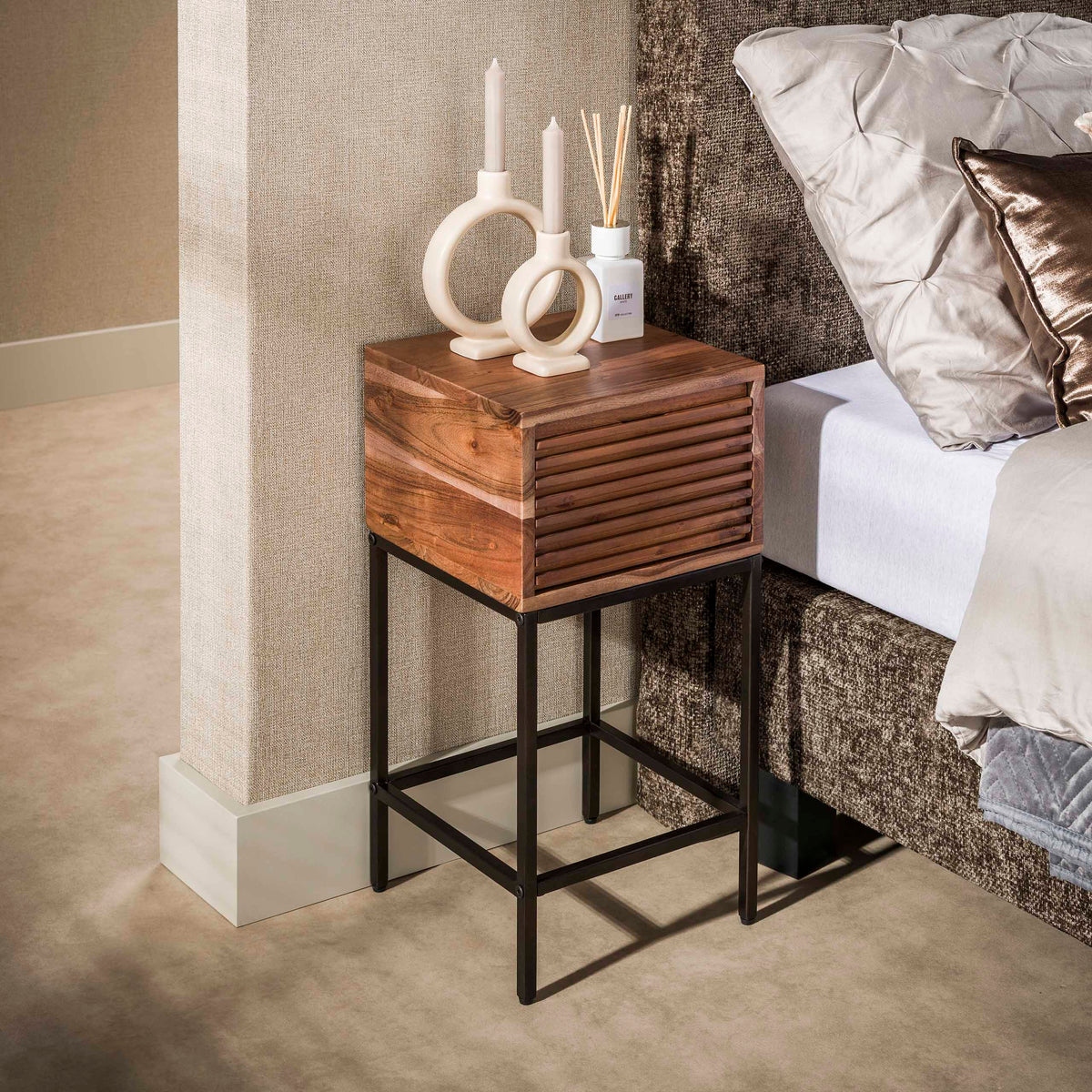 CALENO - Table de chevet • XS