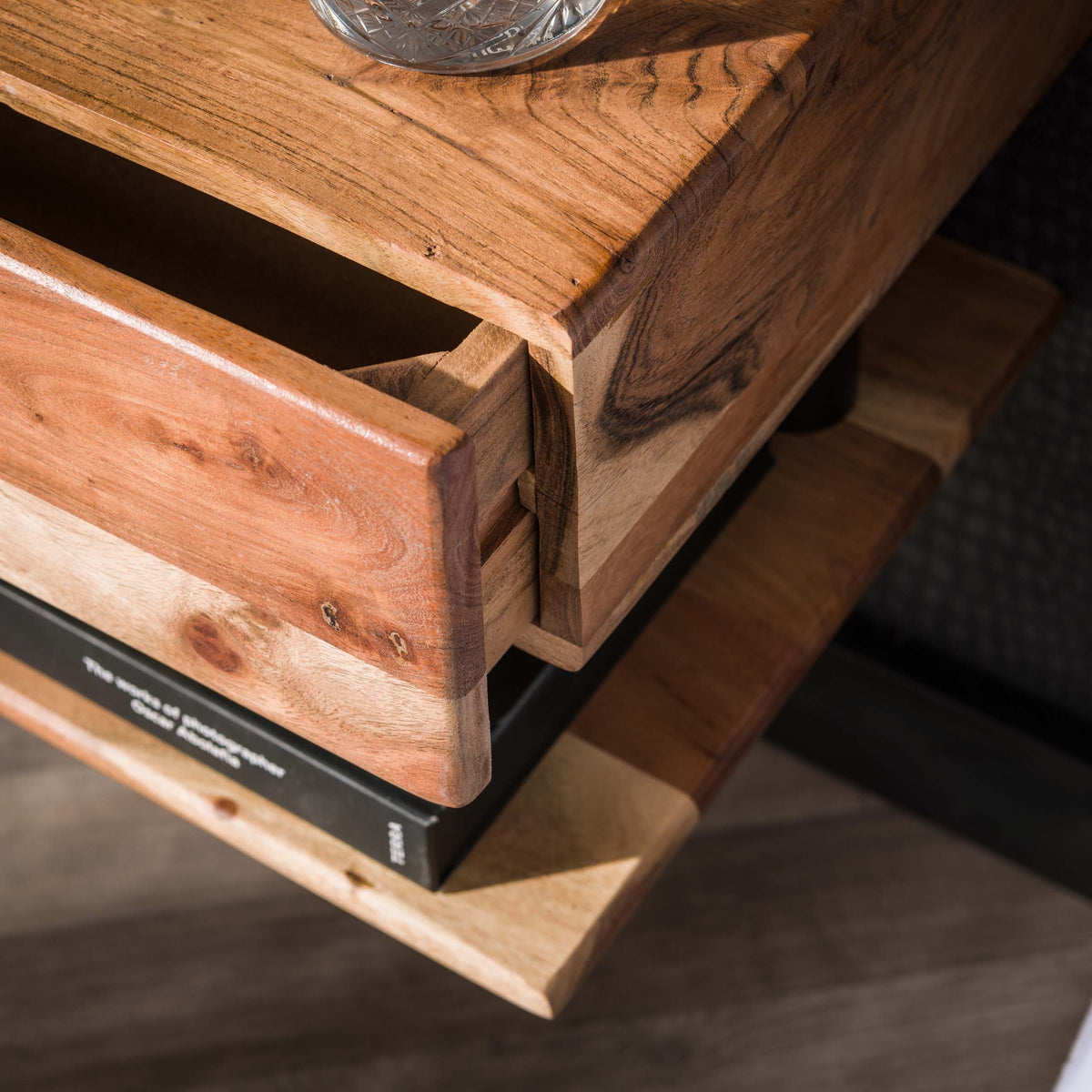 MAVERO - Table de chevet