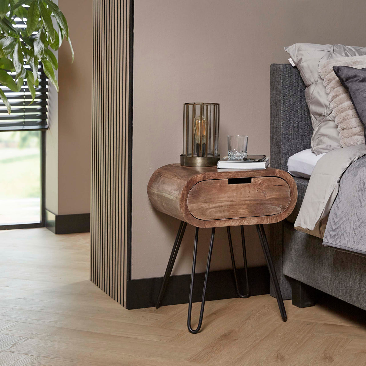 NERINA - Table de chevet