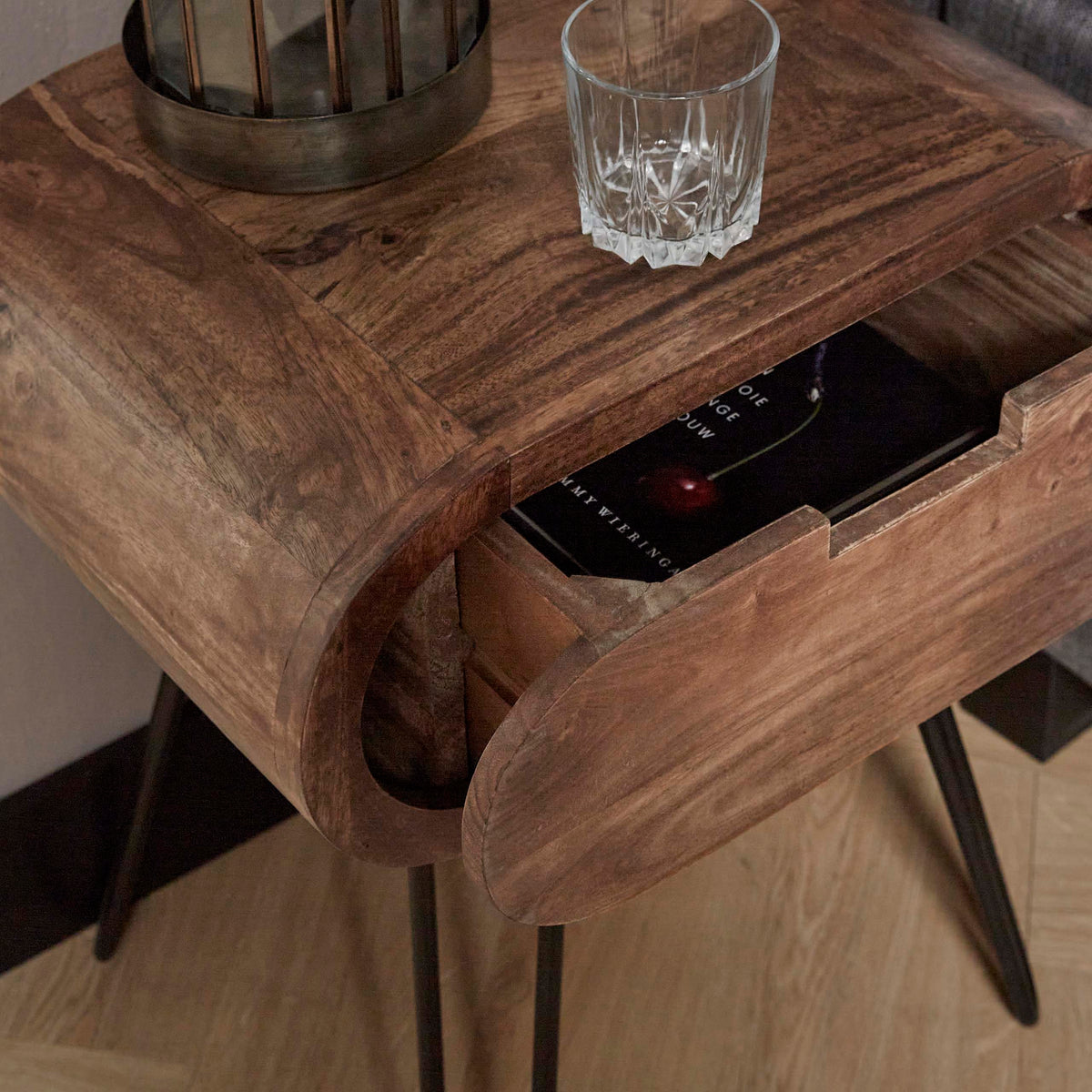 NERINA - Table de chevet