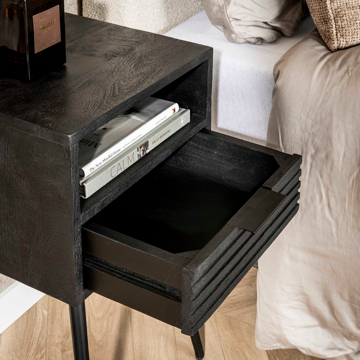 BELLERA - Table de chevet
