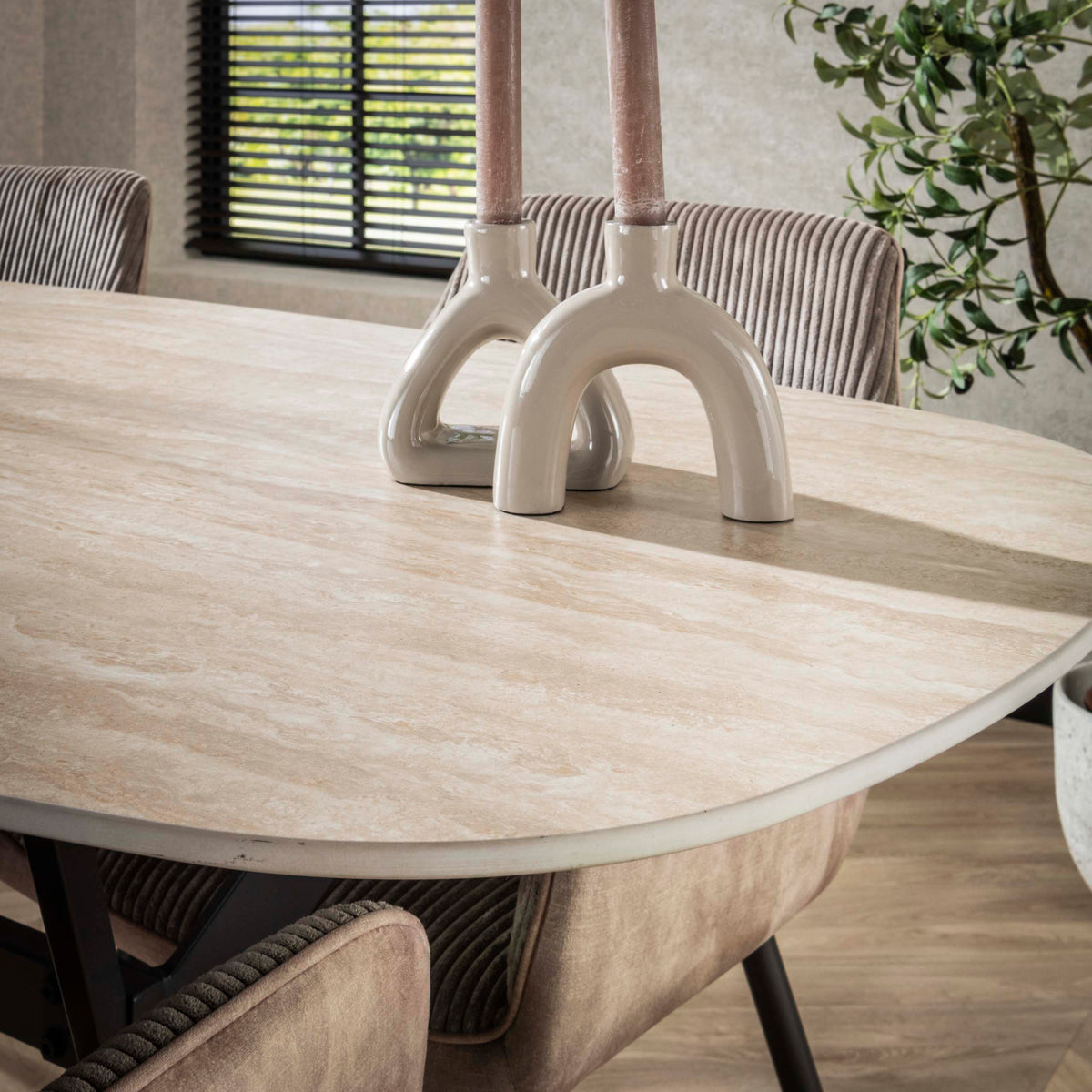 ARELELLO - Table à manger 180 cm