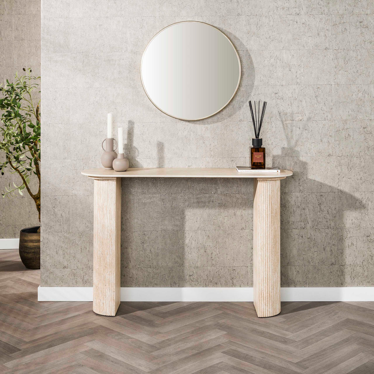 ARENORA - Console